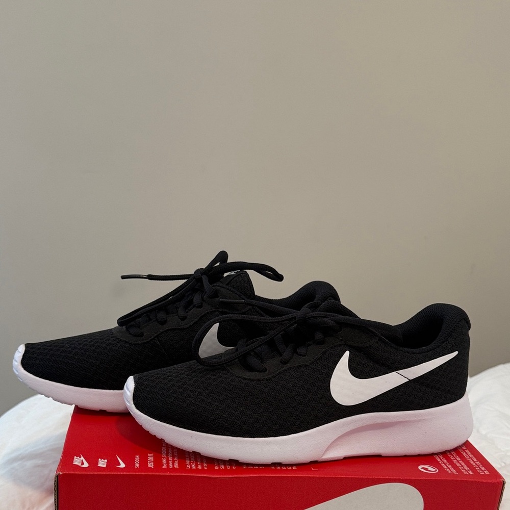Nike Black and White Athletic Shoes